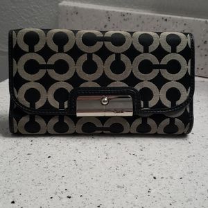 Coach vintage wallet